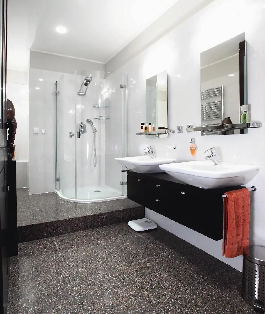 Spacious Elegance In The Heart Of Old Town Praag Tsjechië