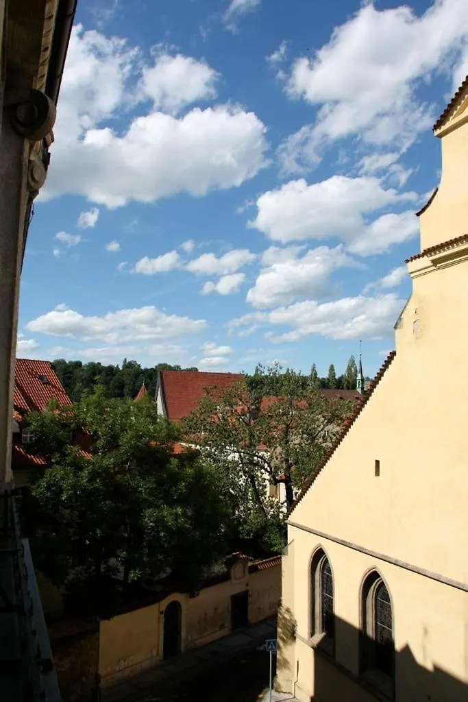 Spacious Elegance In The Heart Of Old Town Prague Apartment